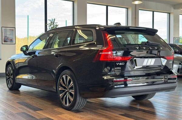 Used Volvo V60 2023 for sale - 76312282: Photo 10