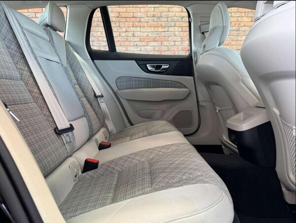 Used Volvo V60 2023 for sale - 76312282: Photo 14
