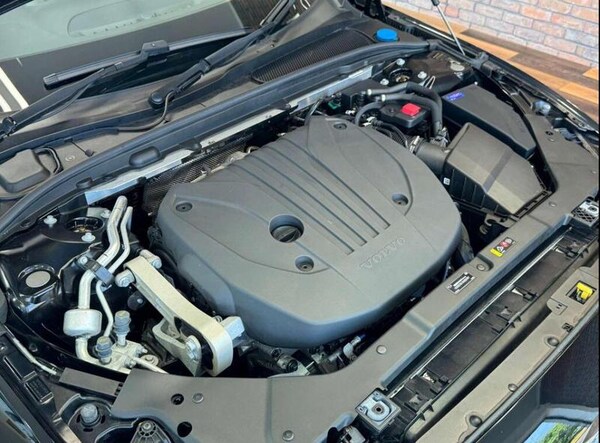 Used Volvo V60 2023 for sale - 76312282: Photo 20