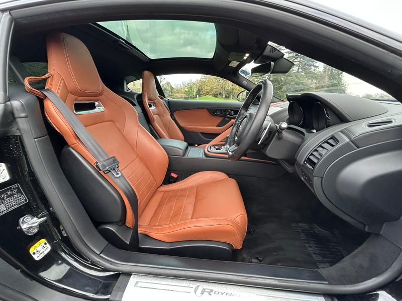 Used Jaguar F-Type 2018 for sale - 77890450: Photo 22