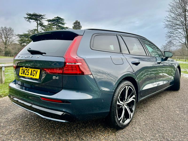 Used Volvo V60 2025 for sale - 77113044: Photo 10