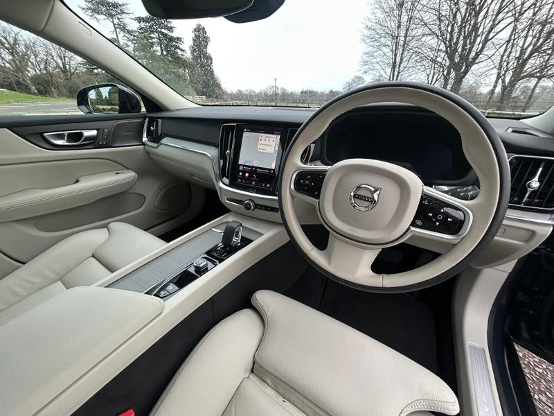 Used Volvo V60 2025 for sale - 77113044: Photo 17
