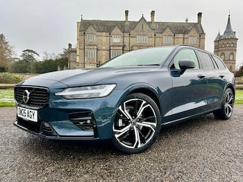 2025 - 2.0 B4 MHEV Ultra Estate 5dr Petrol Hybrid DCT Auto Euro 6 (s/s) (197 ps) A