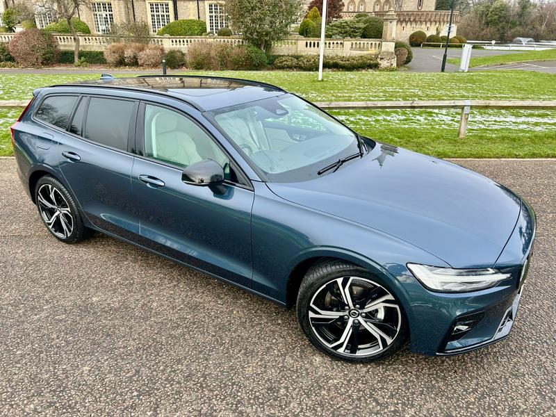 Used Volvo V60 2025 for sale - 77113044: Photo 8