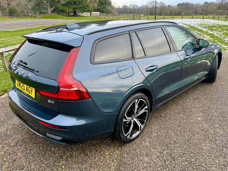 Used Volvo V60 2025 for sale - 77113044: Photo 9
