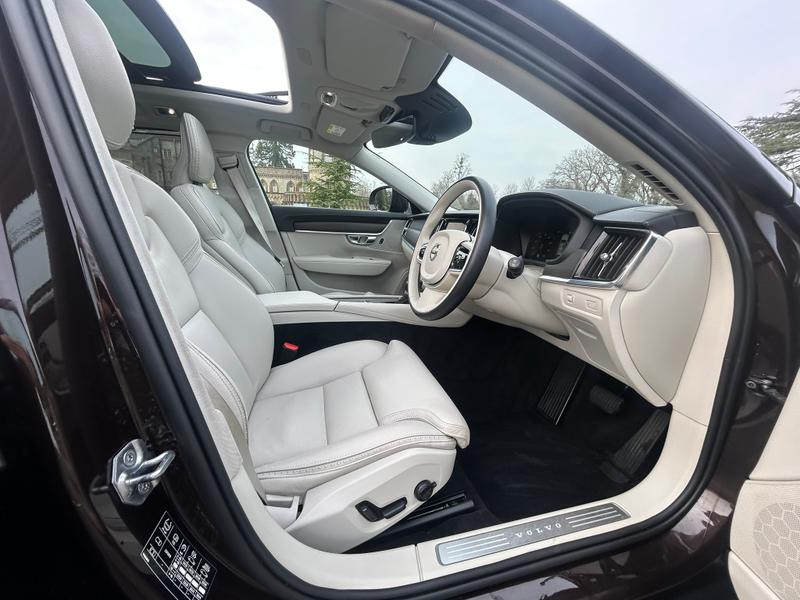 Used Volvo V90 Cross Country 2020 for sale - 77989149: Photo 25