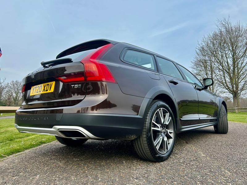 Used Volvo V90 Cross Country 2020 for sale - 77989149: Photo 6