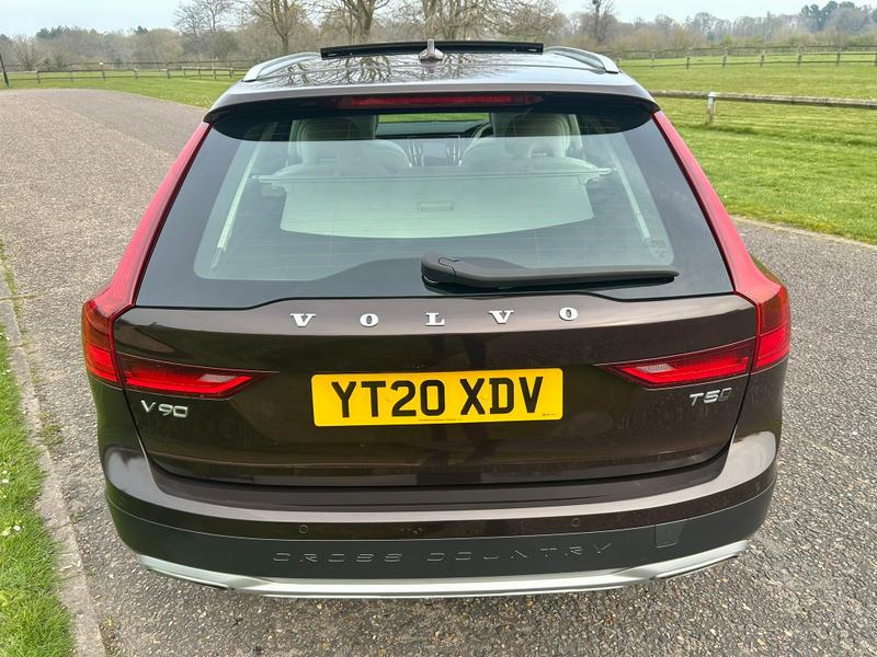Used Volvo V90 Cross Country 2020 for sale - 77989149: Photo 7