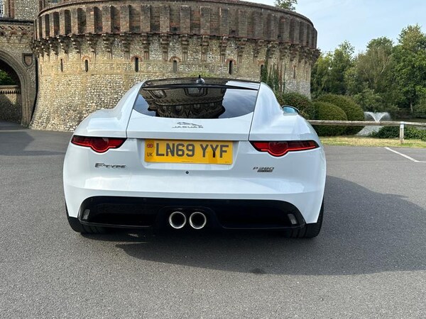 Used Jaguar F-Type for sale - 75498752: Photo 9
