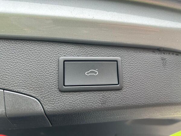 Used Volkswagen Passat 2024 for sale - 76234833: Photo 11
