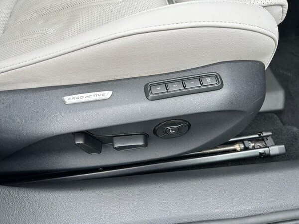 Used Volkswagen Passat 2024 for sale - 76234833: Photo 23