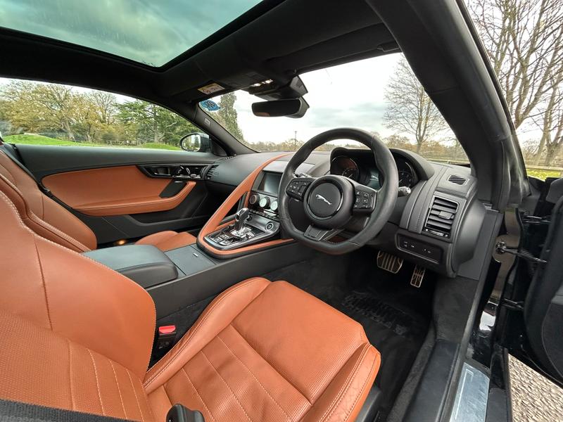 Used Jaguar F-Type 2018 for sale - 76616296: Photo 24