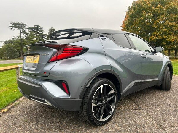 Used Toyota C-HR 2023 for sale - 76255437: Photo 11
