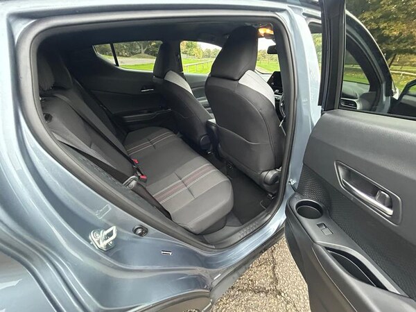 Used Toyota C-HR 2023 for sale - 76255437: Photo 16