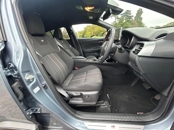 Used Toyota C-HR 2023 for sale - 76255437: Photo 19