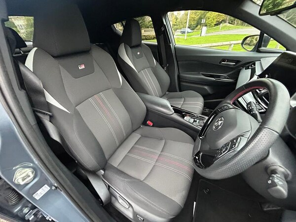 Used Toyota C-HR 2023 for sale - 76255437: Photo 20
