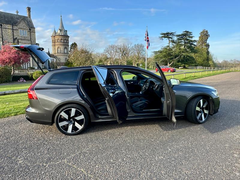 Used Volvo V60 2023 for sale - 78136850: Photo 19