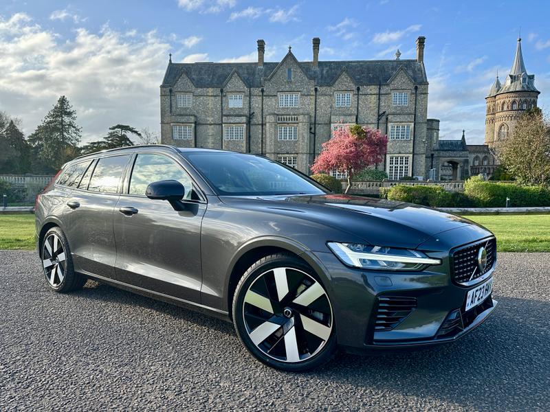 Used Volvo V60 2023 for sale - 78136850: Photo 4