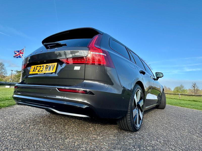 Used Volvo V60 2023 for sale - 78136850: Photo 8