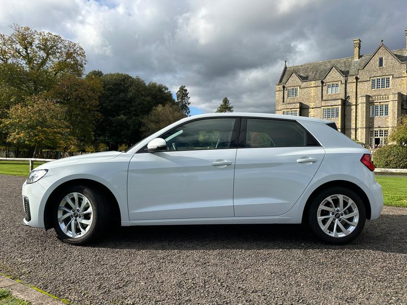Used Audi A1 2023 for sale - 76382141: Photo 5