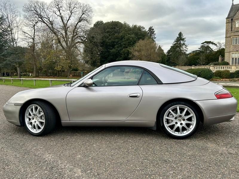 Used Porsche 911 for sale - 76716430: Photo 12