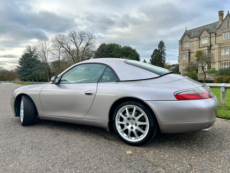 Used Porsche 911 for sale - 76716430: Photo 21