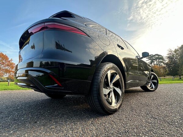 Used Jaguar F-Pace 2023 for sale - 76248442: Photo 10