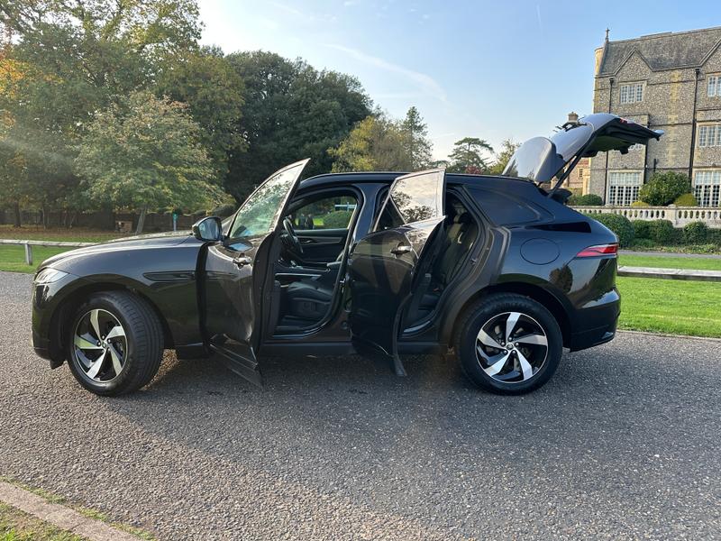 Used Jaguar F-Pace 2023 for sale - 76248442: Photo 15