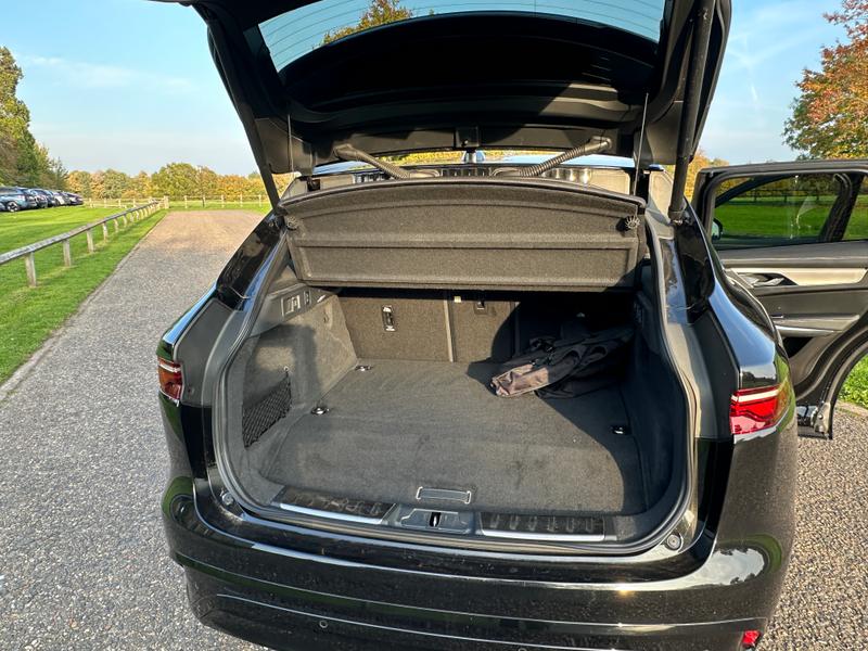 Used Jaguar F-Pace 2023 for sale - 76248442: Photo 18