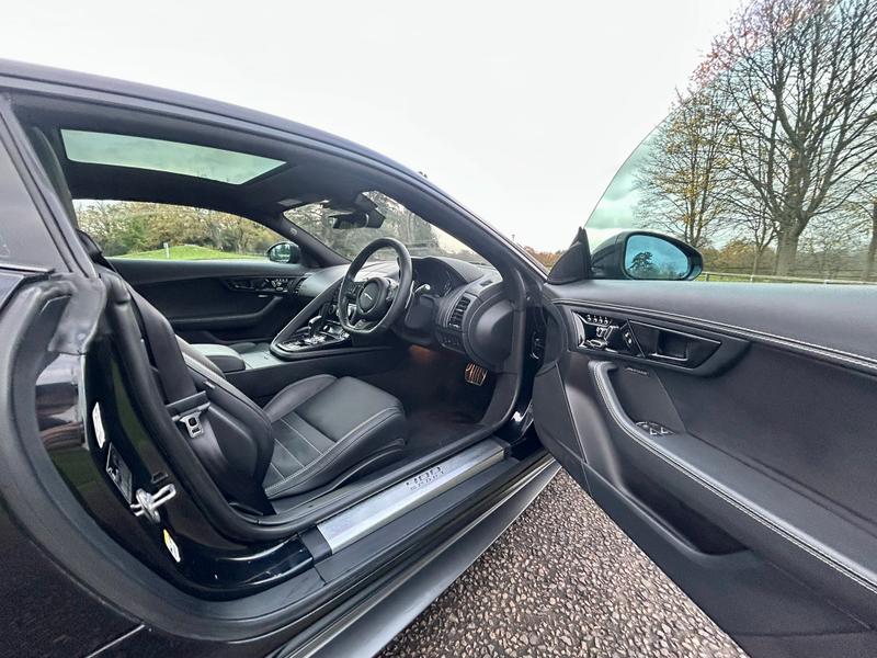 Used Jaguar F-Type for sale - 76730344: Photo 22