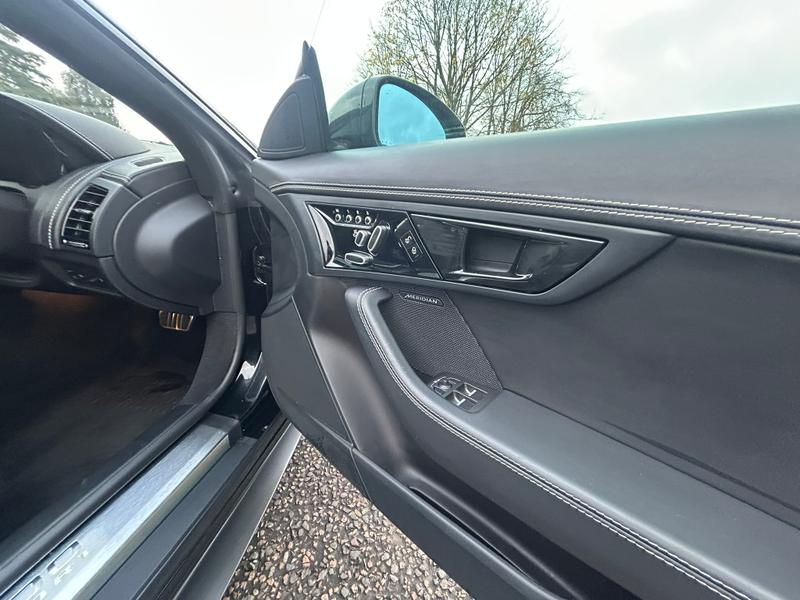 Used Jaguar F-Type for sale - 76730344: Photo 23