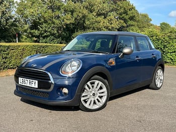 Used MINI Hatch 2018 for sale - 79647006: Photo