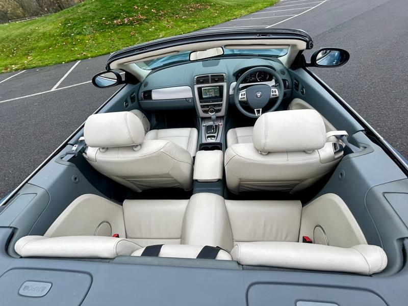 Used Jaguar XKR 2007 for sale - 76590132: Photo 25