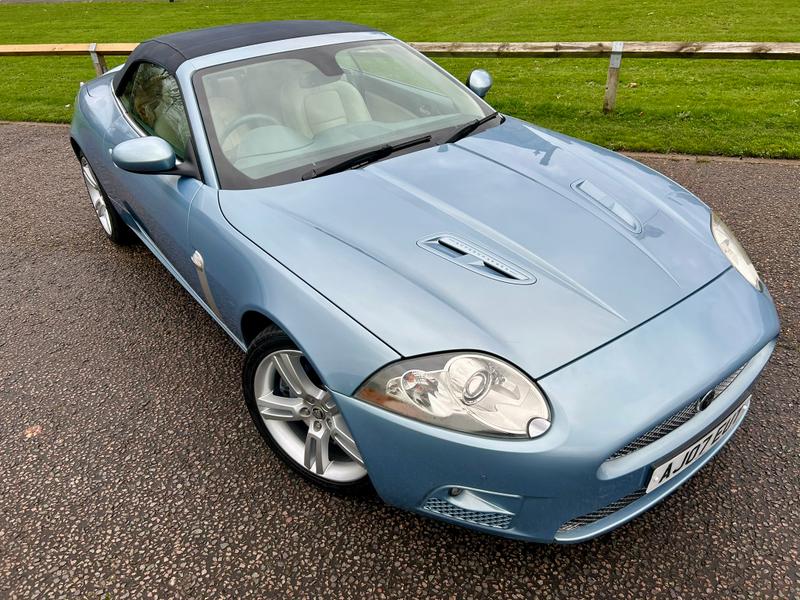 Used Jaguar XKR 2007 for sale - 76590132: Photo 6