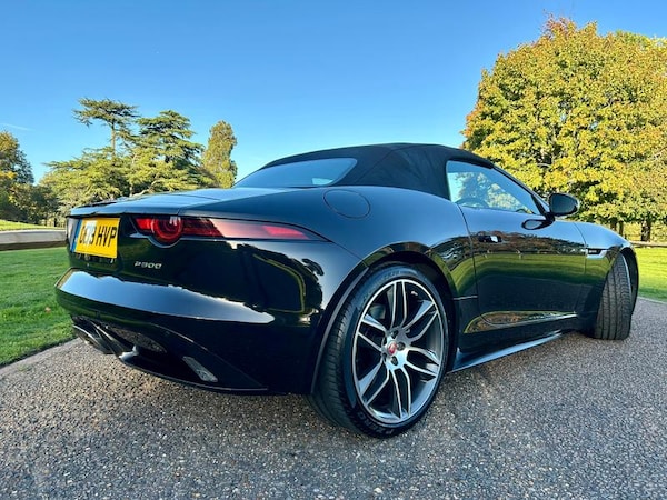 Used Jaguar F-Type 2019 for sale - 76190521: Photo 10