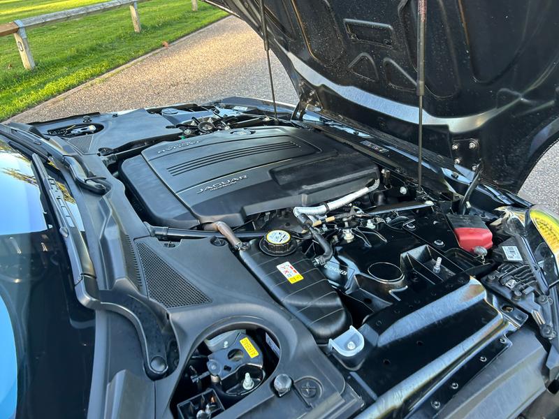 Used Jaguar F-Type 2019 for sale - 76190521: Photo 14