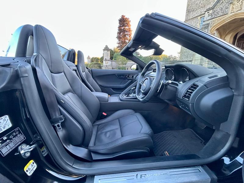 Used Jaguar F-Type 2019 for sale - 76190521: Photo 16