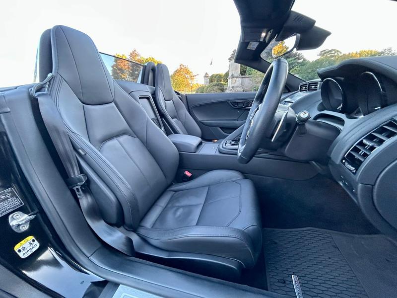 Used Jaguar F-Type 2019 for sale - 76190521: Photo 17