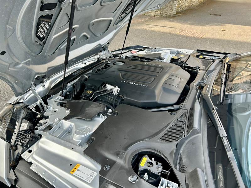 Used Jaguar F-Type 2018 for sale - 78015295: Photo 17