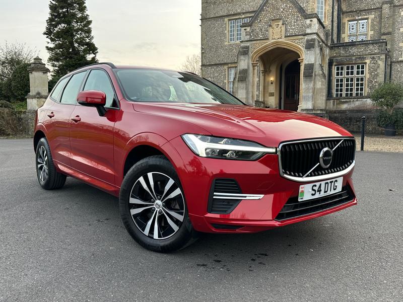 Used Volvo XC60 2022 for sale - 77965892: Photo 2