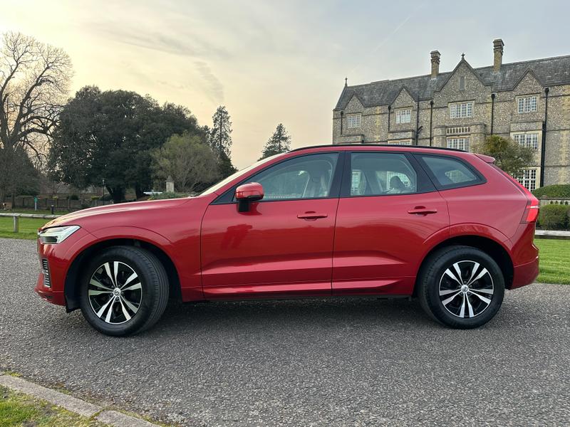 Used Volvo XC60 2022 for sale - 77965892: Photo 8