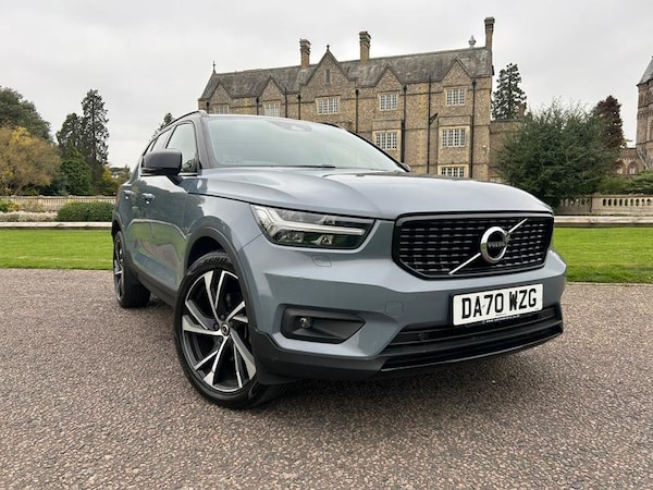 Used Volvo XC40 2020 for sale - 76228764: Photo 2