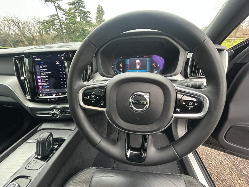 Used Volvo XC60 2022 for sale - 76984771: Photo 22