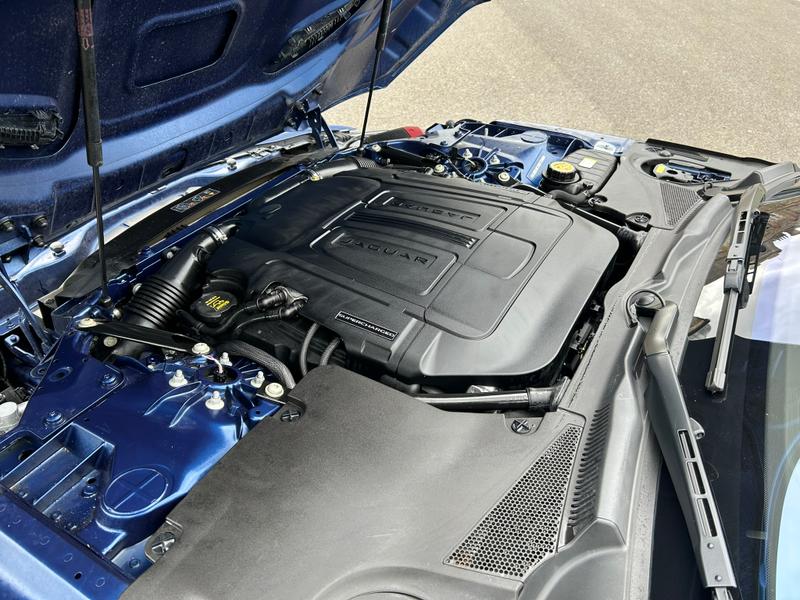 Used Jaguar F-Type 2021 for sale - 77915639: Photo 25