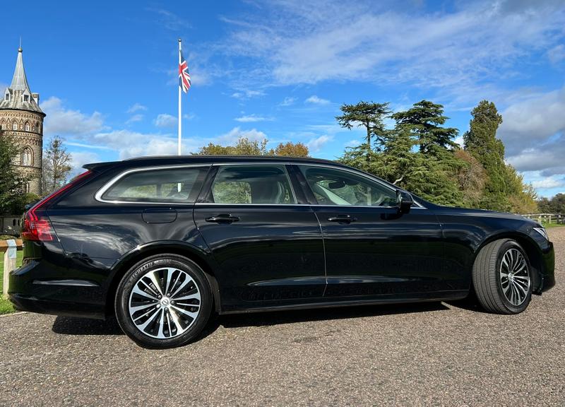 Used Volvo V90 2023 for sale - 76350398: Photo 8