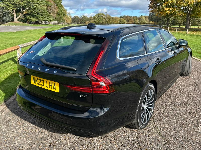 Used Volvo V90 2023 for sale - 76350398: Photo 9