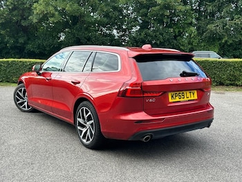 Used Volvo V60 2019 for sale - 78925874: Photo