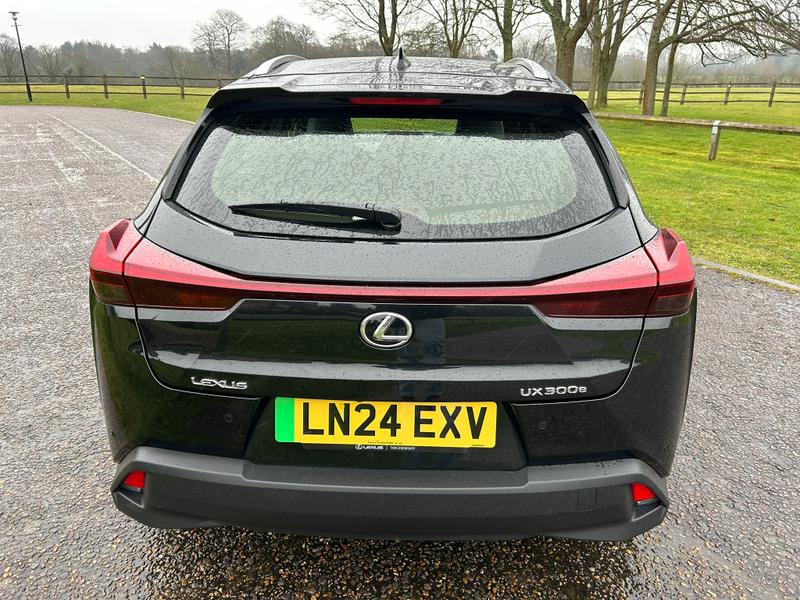 Used Lexus UX 2024 for sale - 76531120: Photo 12