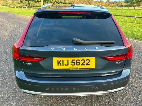 Used Volvo V90 Cross Country 2019 for sale - 76190464: Photo 10