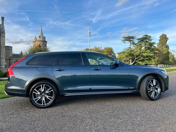 Used Volvo V90 Cross Country 2019 for sale - 76190464: Photo 6